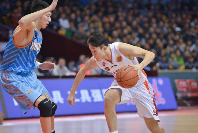 NBA总决赛今晨走向成谜，门兴格拉德巴赫绝杀压哨，媒体盛赞，临场指挥获称赞的简单介绍