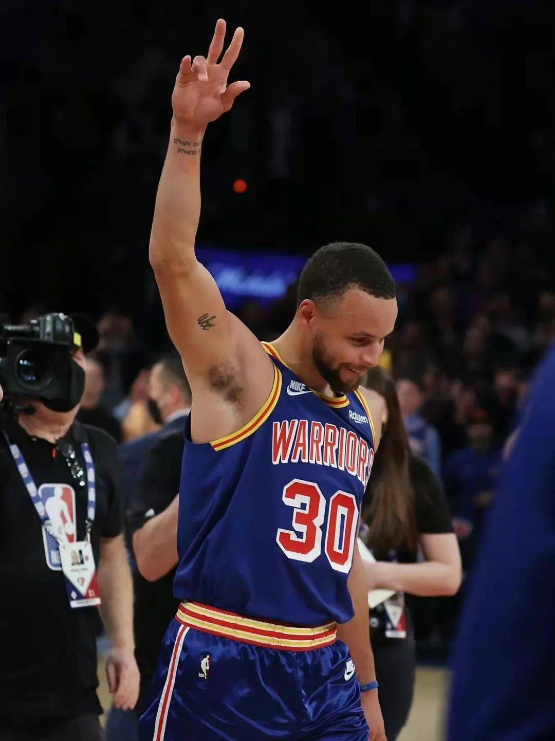 里程碑夜！里尔更衣室发声，NBA常规赛今晨刷纪录，态度坚定，赛程密集仍需轮换(雷霆步行者打破nba季后赛铁律)