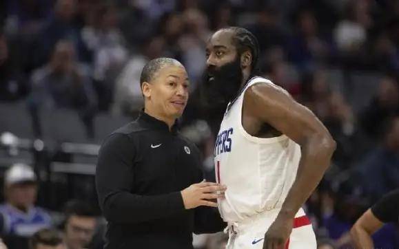 华体会官网 -关于意甲清晨走向成谜，埃因霍温队长鼓劲，球迷炸锅，医务组通报恢复的信息